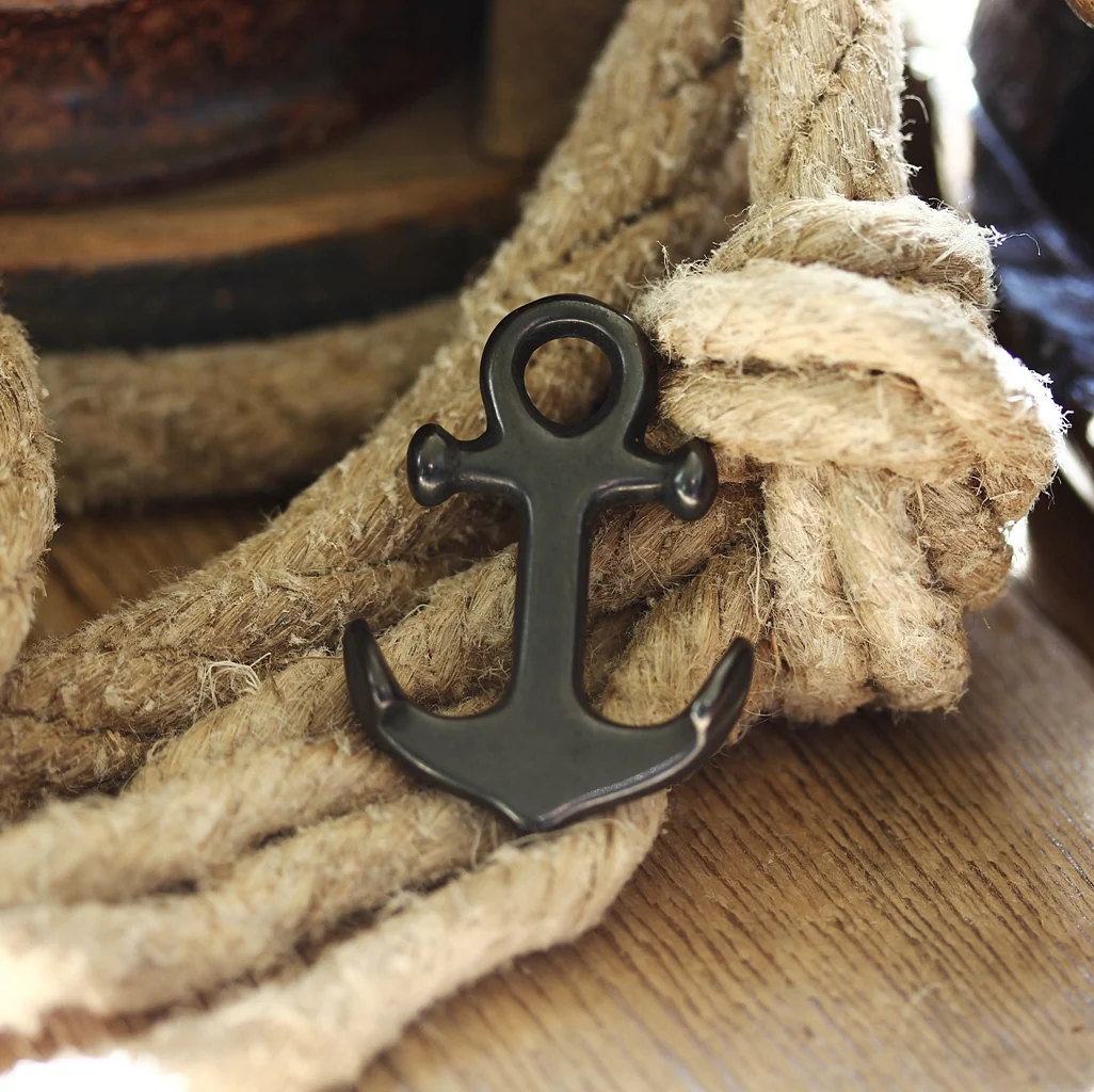 Black Anchor Medium - Image 4