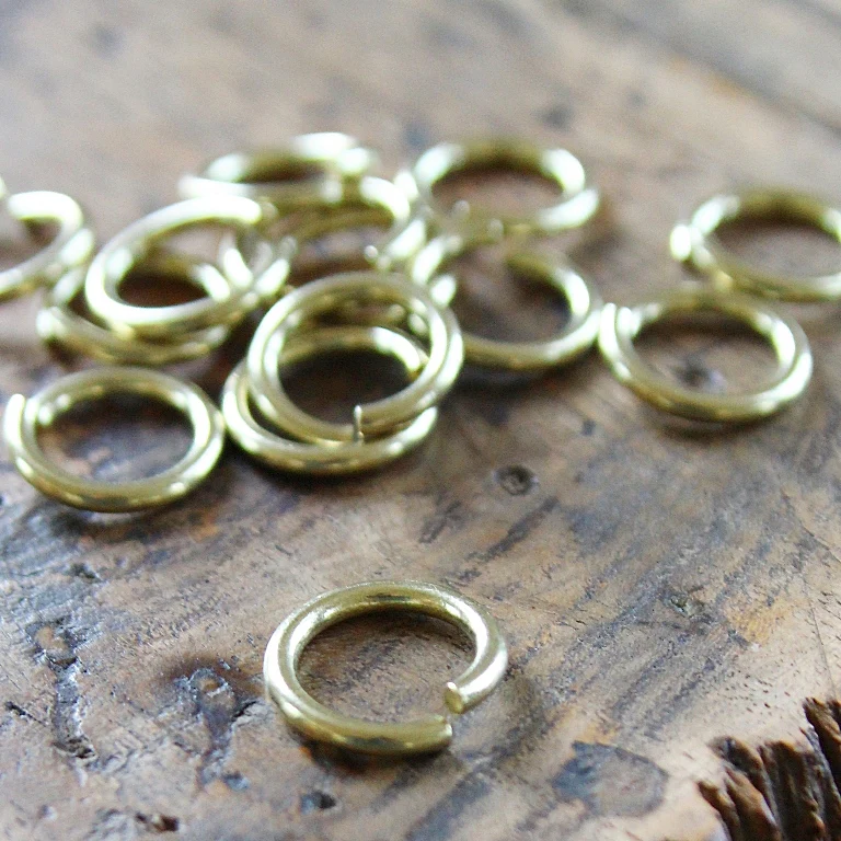 Circle Ring Brass - Image 3