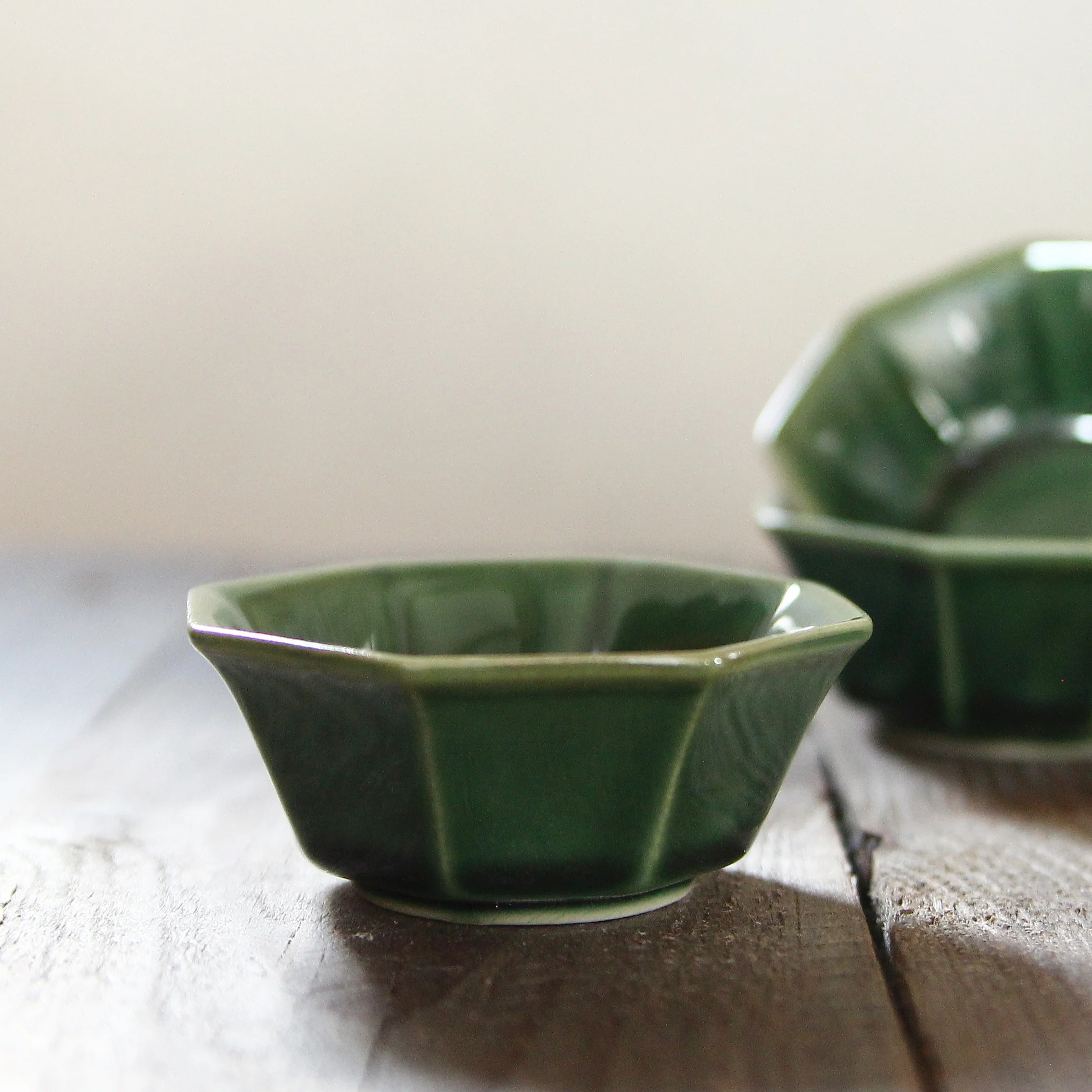 Small Bowl in Moss Green - Image 3
