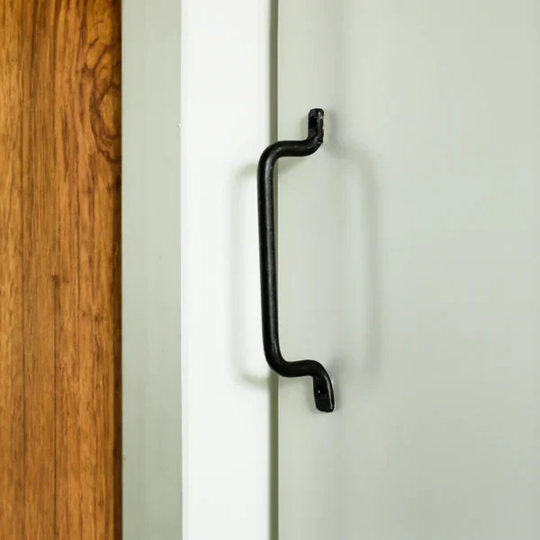 Iron Handle - Image 3