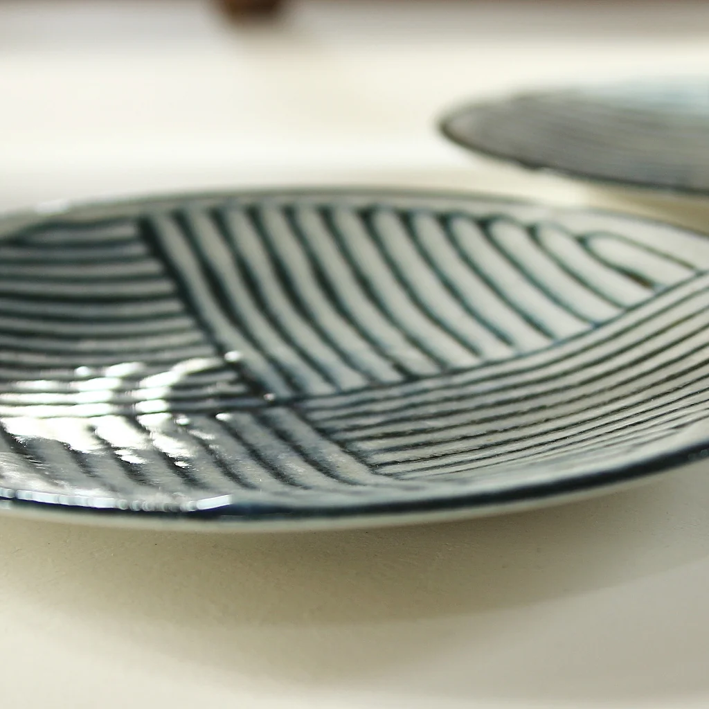 Geometric Plate Hana -Set of 2 - Image 5