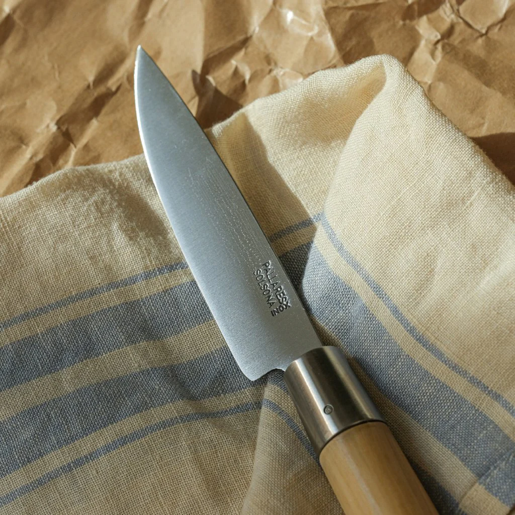 Castellvell Kitchen Knife Boxwood - 10 cm - Image 3