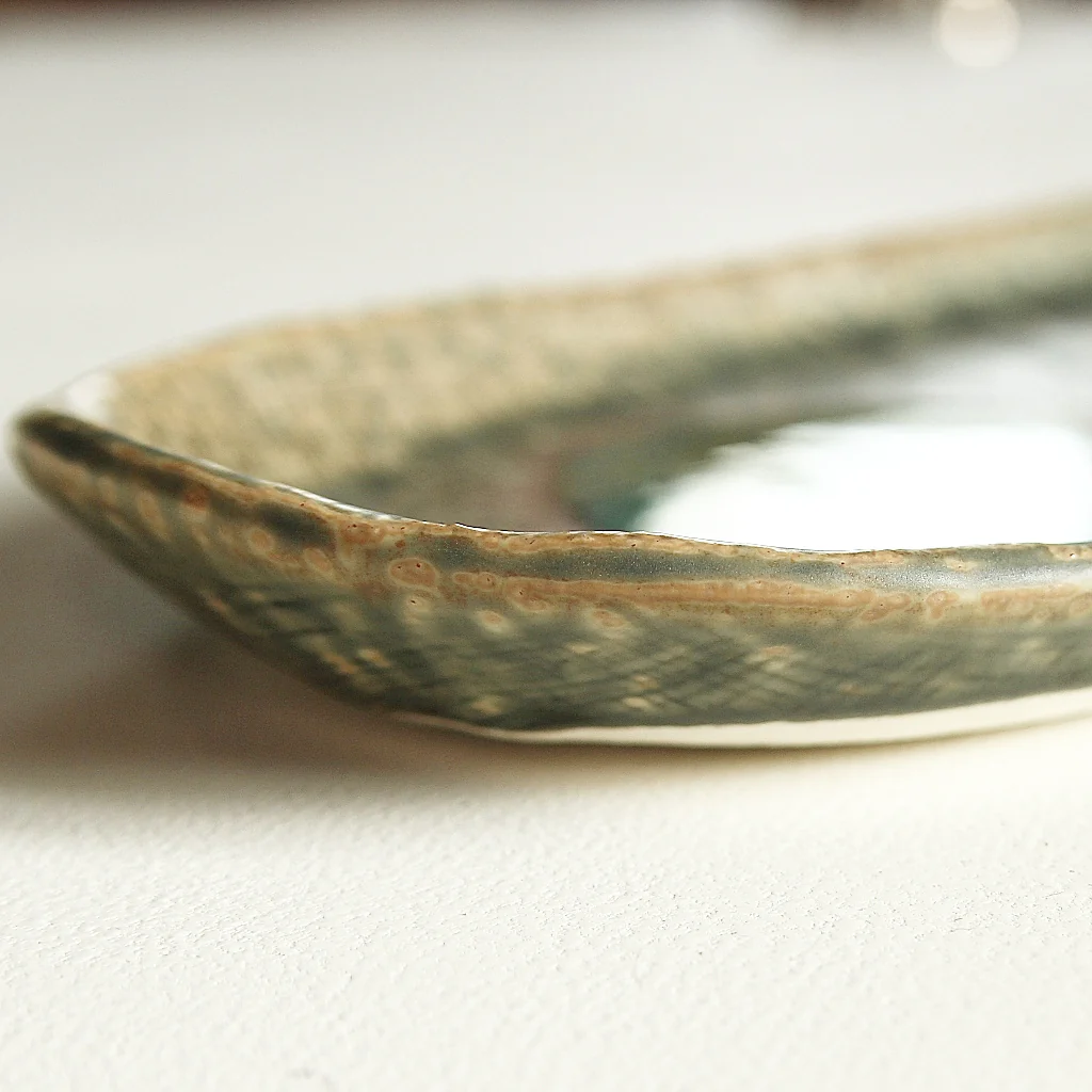 Long Ceramic Plate – Turquoise Circles - Image 4