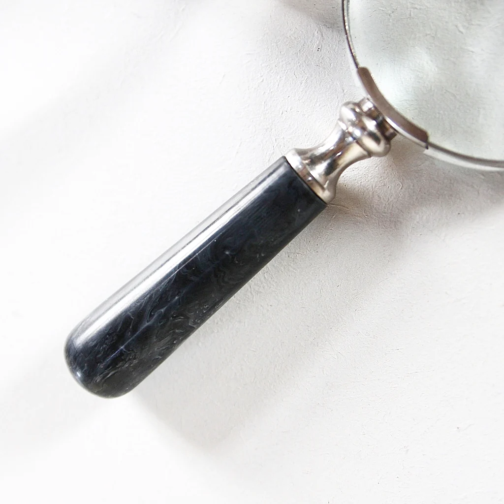 Magnifier Grey Marble - Image 3