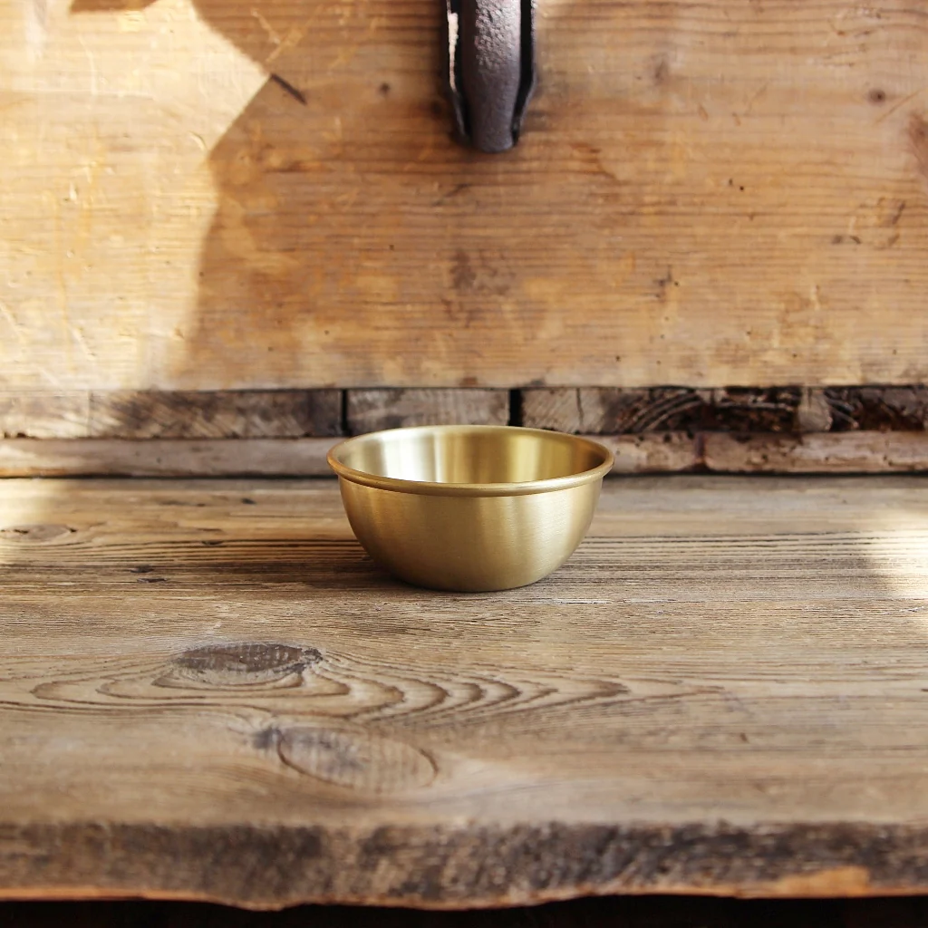 Round Brass Bowl S/9 - Image 2