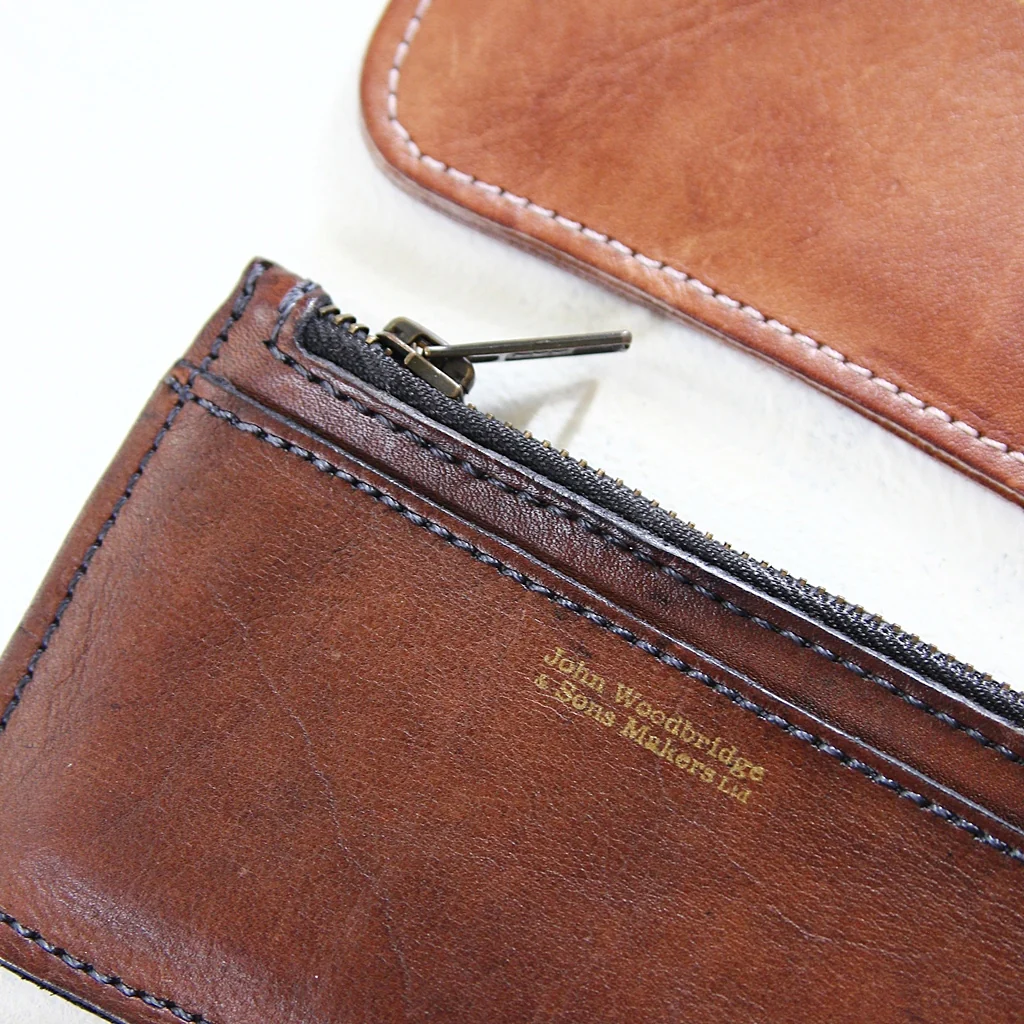 Small Zipped Wallet - Image 3