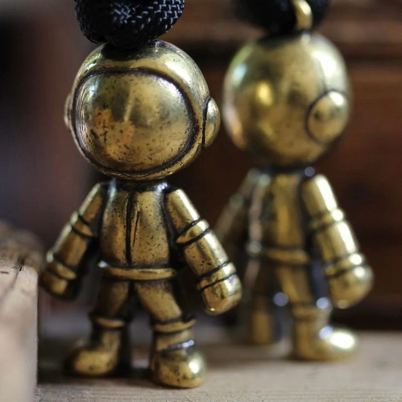 Spaceman Keychain - Image 2