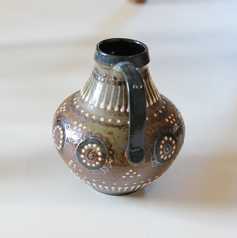 Vintage Studiokeramik Krug – Handdekoriert - Image 2